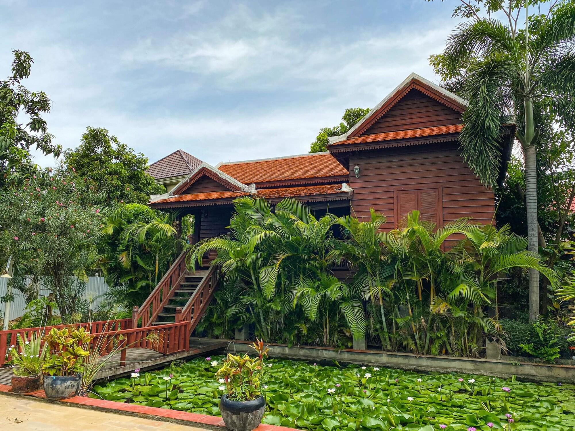 Vimean Sovannaphoum Resort Μπατταμπάνγκ Εξωτερικό φωτογραφία